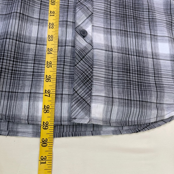 ORVIS Men’s Short Sleeve Black Gray & White Plaid Shirt Size L 100% Polyester - Picture 10 of 11
